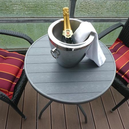 Deck 2& Deck 4 Ferienwohnungen In Sandstrandnahe Büsum Esterno foto